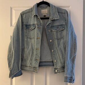 Universal Thread Light Blue Jean Jacket